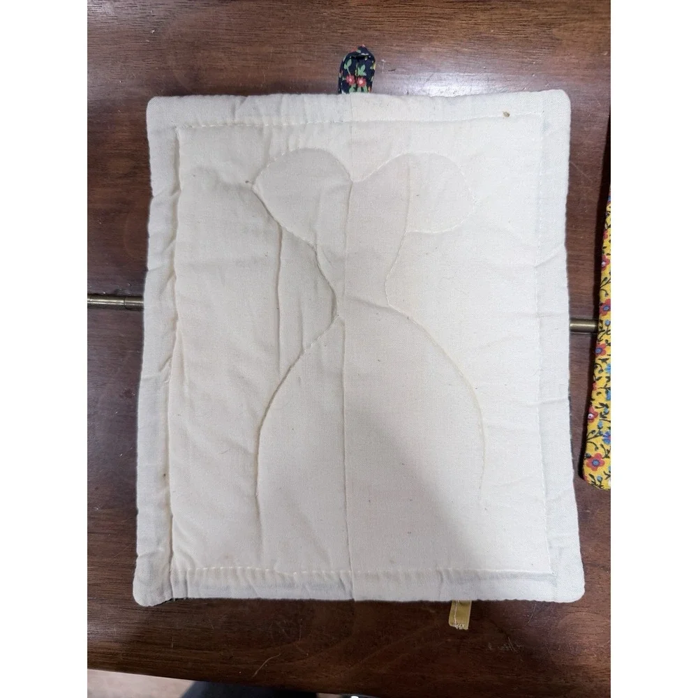 Vintage 3-Quilted Pot Holders